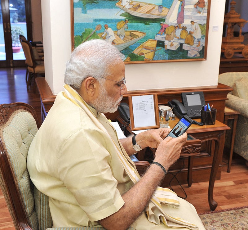 मोदी सरकार में इंटरनेट बंदी का विश्वगुरु बना भारत, समाज का गरीब तबका सबसे अधिक प्रभावित 