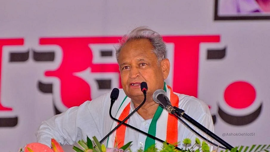 फोटोः @ashokgehlot51