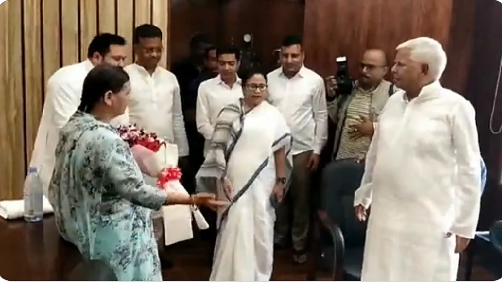 महाबैठक' के लिए पटना में होने लगा विपक्षी नेताओं का जुटान