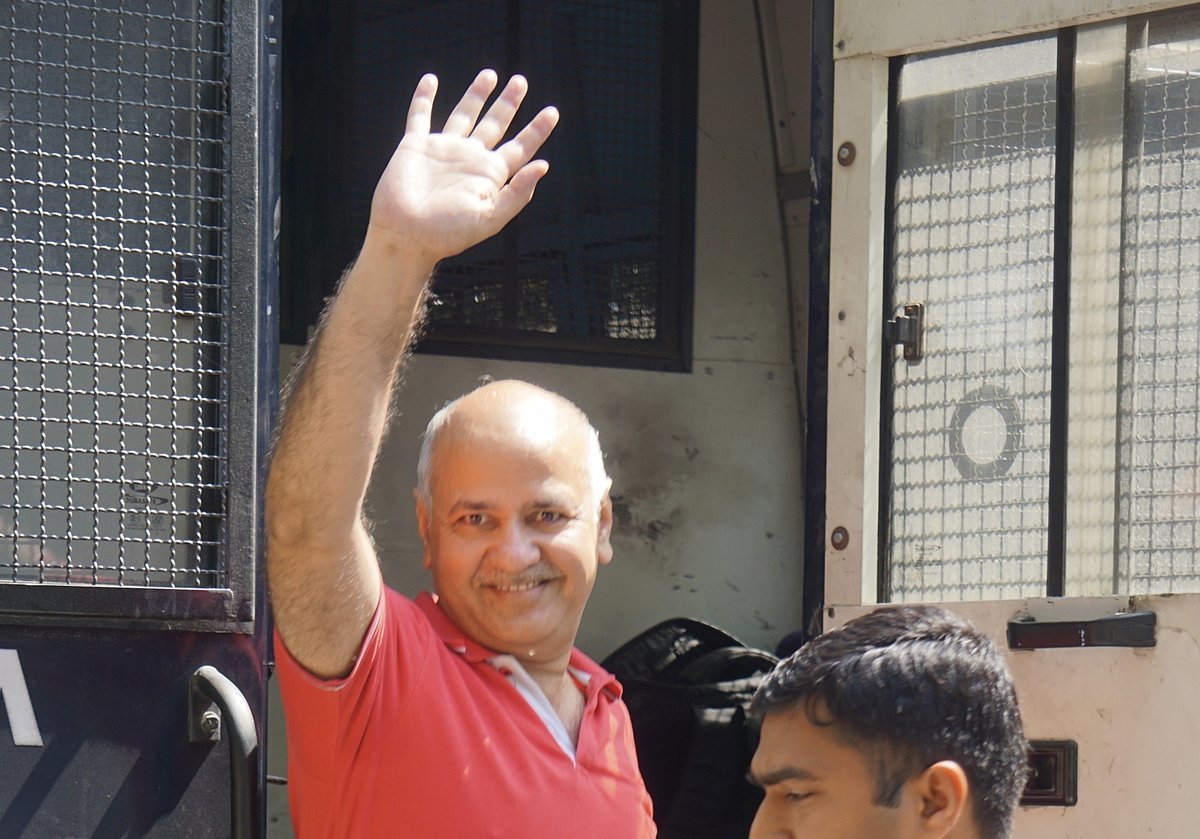 दिल्ली: मनीष सिसोदिया ने जेल से लिखा भावुक पत्र, BJP सरकार पर साधा निशाना, सीएम केजरीवाल की तारीफ की