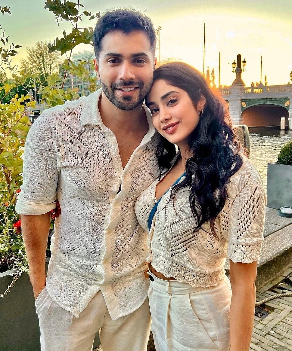 सिनेजीवन: 'सत्यप्रेम की कथा' ने दूसरे दिन कमाए इतने करोड़ और Gadar 2 के डायरेक्टर पर अमीषा पटेल ने लगाए गंभीर आरोप!