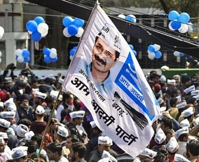 मणिपुर जल रहा है और पीएम चले अमेरिका, आप ने मोदी की विदेश यात्रा पर उठाए सवाल  