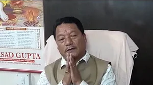बंगाल पंचायत चुनाव के बाद अब दार्जिलिंग में BJP को लगेगा झटका! गोरखा जनमुक्ति मोर्चा ने दूरी बनाने के दिए संकेत