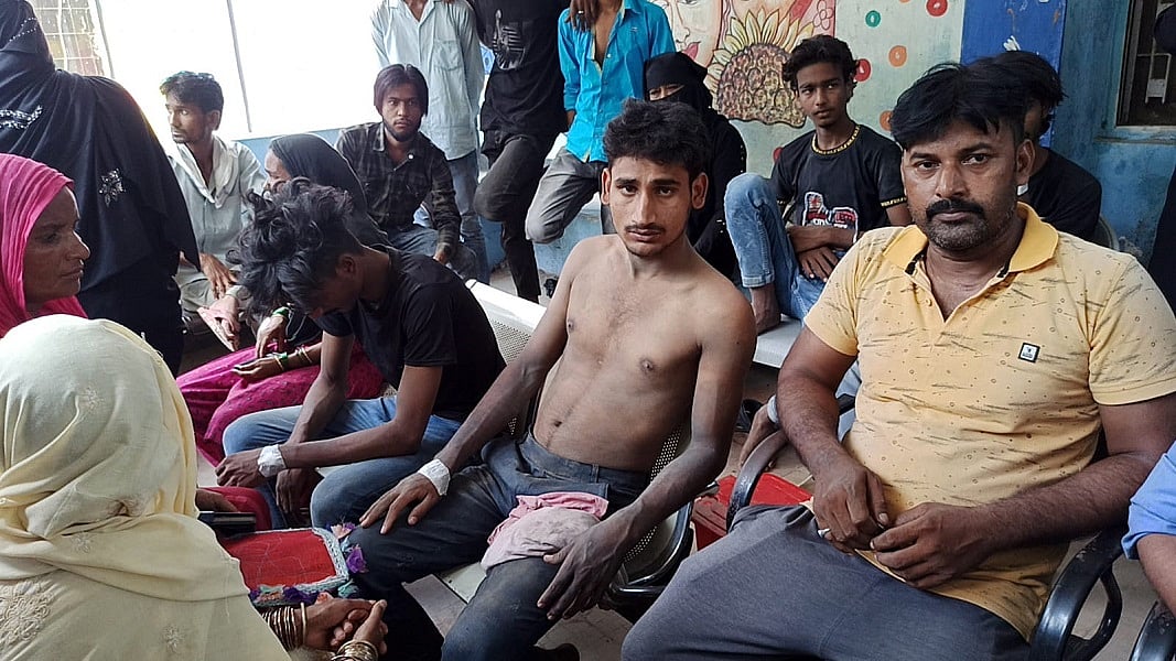 बिहारः गोपालगंज में हाइटेंशन तार की चपेट में आया मोहर्रम जुलूस, 11 लोग झुलसे, 4 की हालत गंभीर