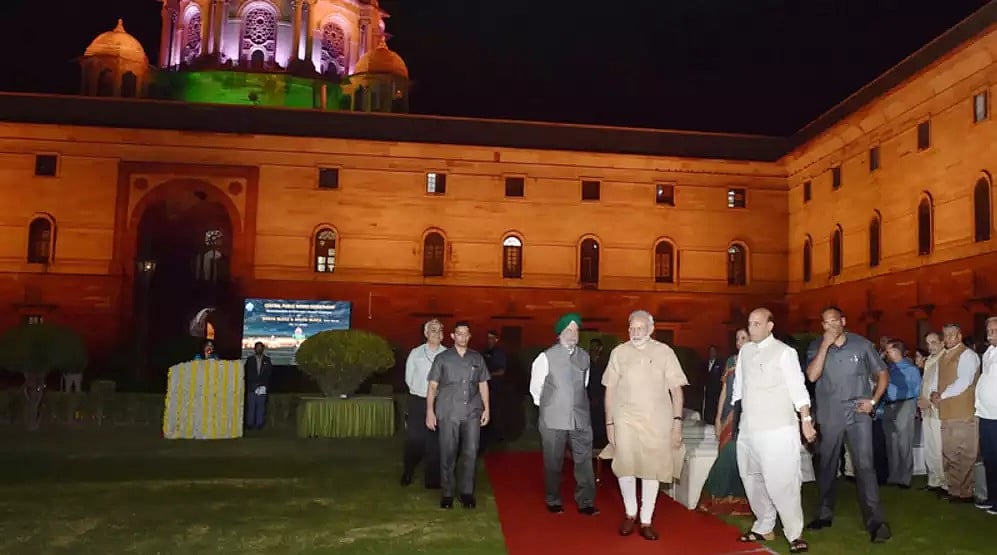 केंद्र सरकार रोक देगी ऐसे रिटायर्ड अफसरों की पेंशन जो सरकार के कामकाज से असहमति जताएंगे!