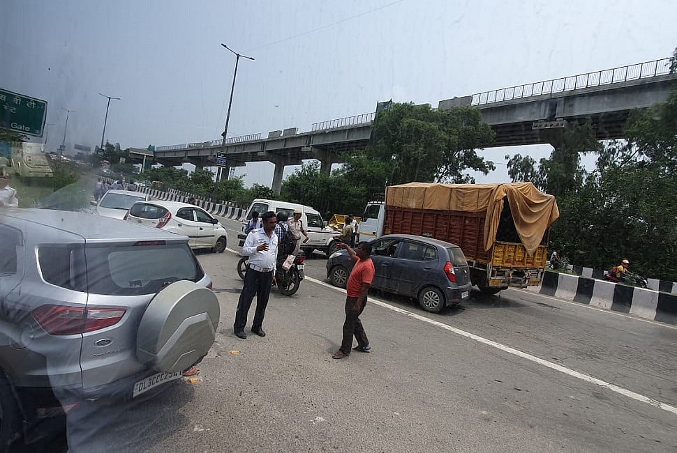 दिल्ली-NCR में प्रदूषण में कमी, ग्रैप-3 के प्रतिबंध हटाए गए, चरण-1 और 2 की कार्रवाई तेज करने का आदेश