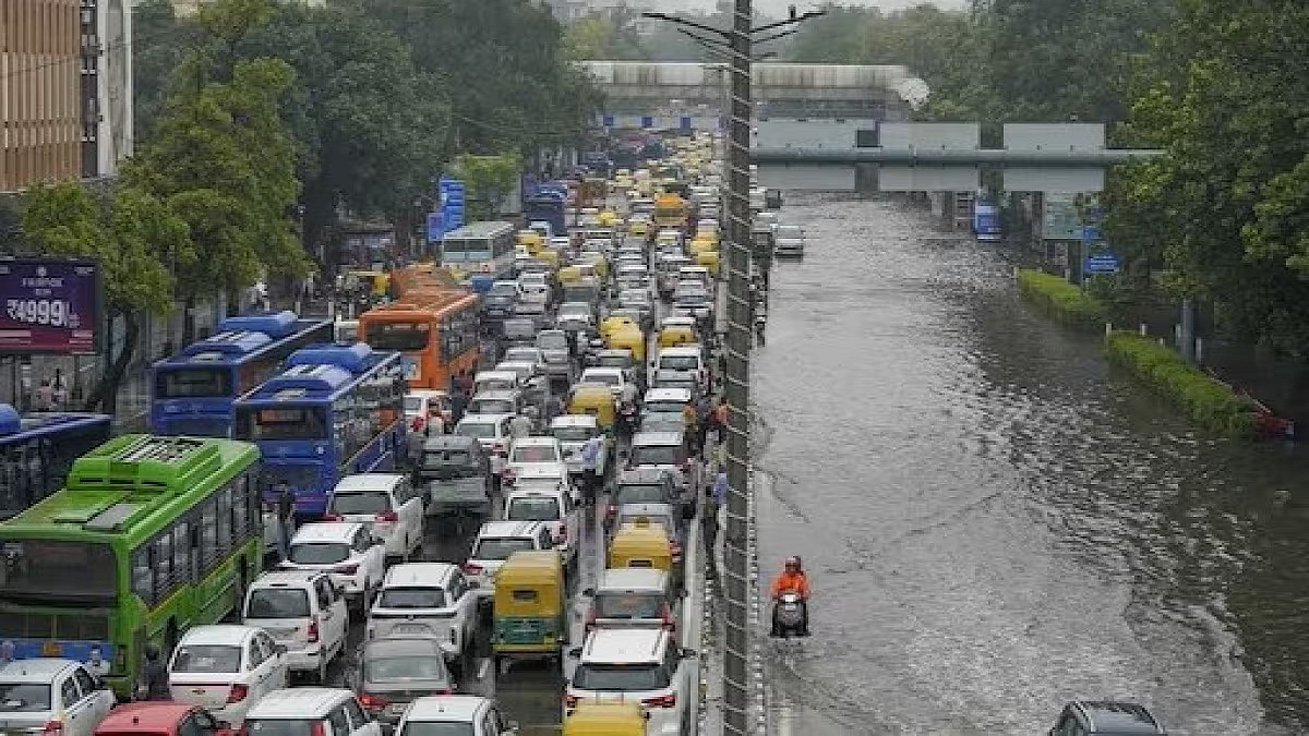 दिल्ली में आफत की बारिश।