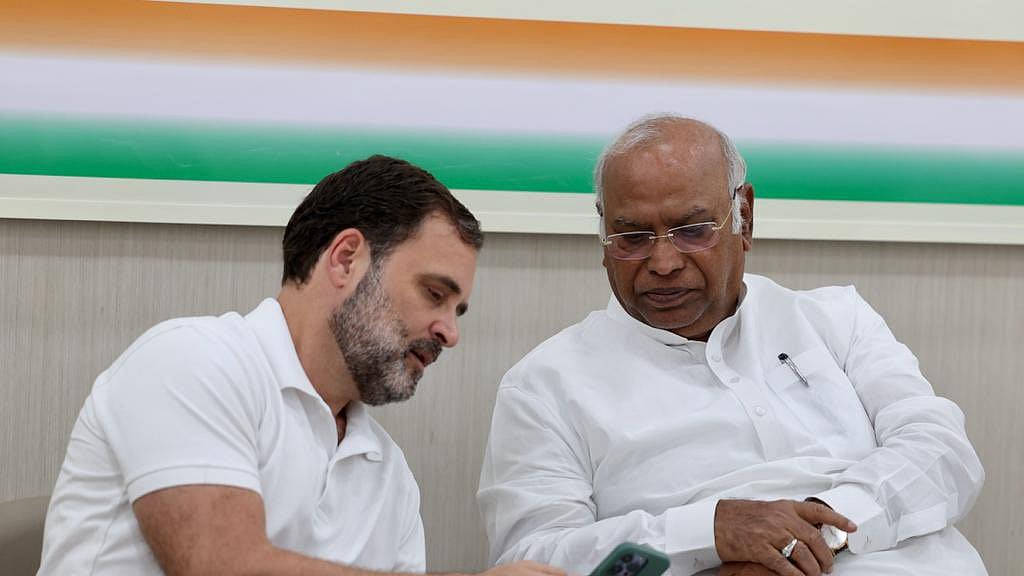 राहुल गांधी ने हमेशा सच्चाई के लिए लड़ाई लड़ी हैः खड़गे