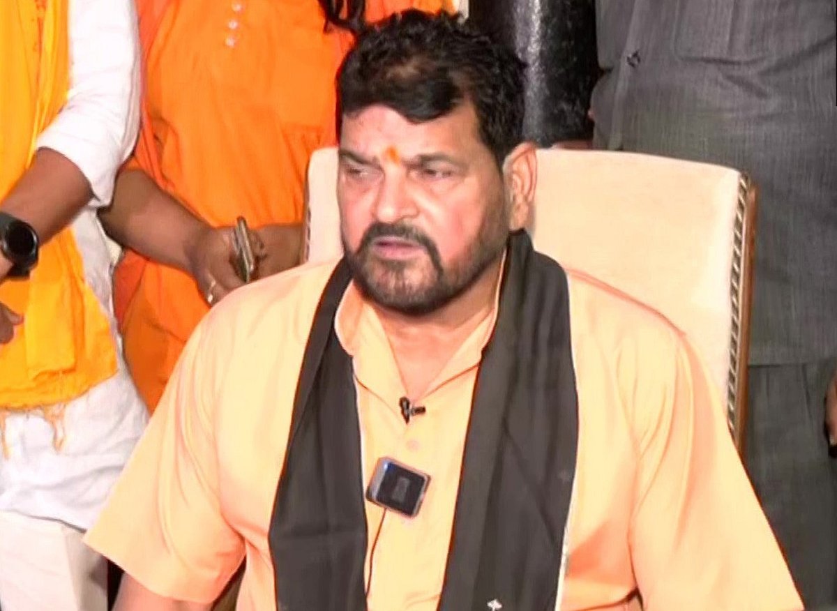 बृजभूषण के खिलाफ पोक्सो आरोप हटाने की याचिका पर नाबालिग से जवाब तलब, दिल्ली कोर्ट में अब 1 अगस्त को सुनवाई