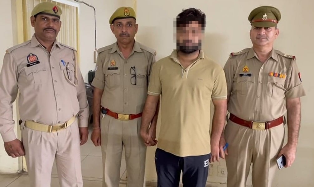 गृह मंत्रालय के कर्मचारी ने G20 समेत कई गोपनीय दस्तावेज पाकिस्तान भेजे, हनी ट्रैप में फंसकर बना 'गद्दार'