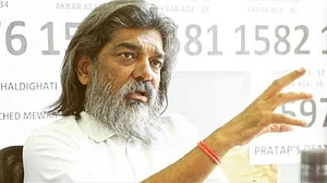नितिन देसाई सुसाइ़ड केस में कर्ज देने वाली कंपनी के 5 अफसरों पर FIR, पत्नी की शिकायत पर कार्रवाई