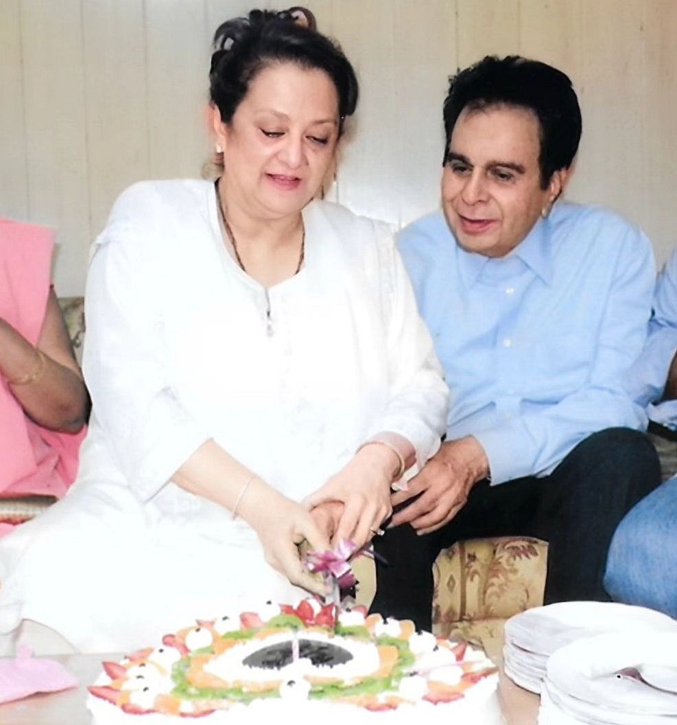 Saira Banu Birthday: सायरा बानो ने फैंंस को बताया दिलीप कुमार ने उन्‍हें कैसे किया प्रपोज, अपने जन्मदिन पर लिखा नोट 