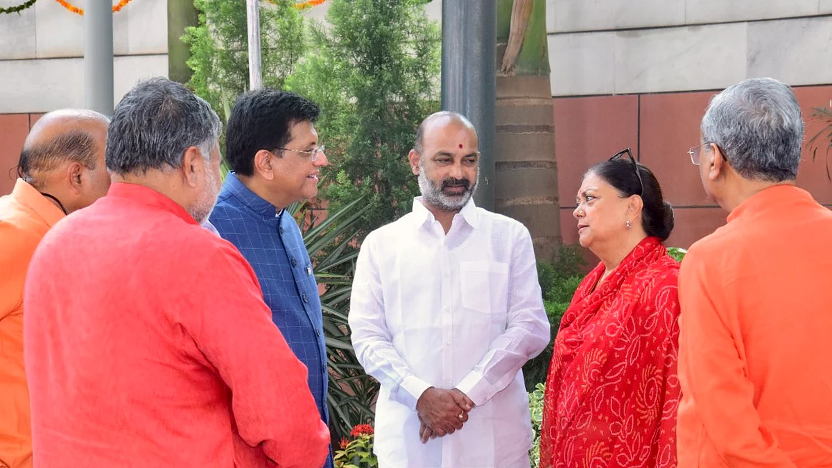 राजस्थान चुनाव के लिए BJP की दो कमेटी में वसुंधरा राजे का नाम नहीं