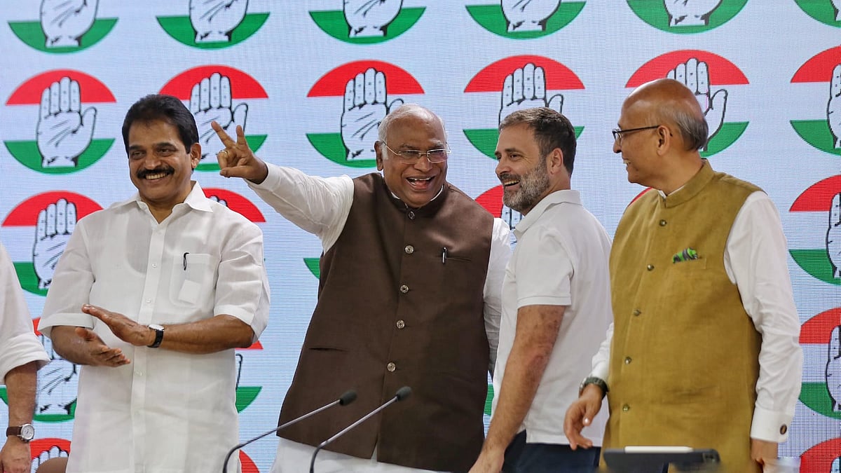 राहुल गांधी ने कहा कि आज नहीं तो कल, कल नहीं तो परसों, सच्चाई की जीत जरूर होती है।