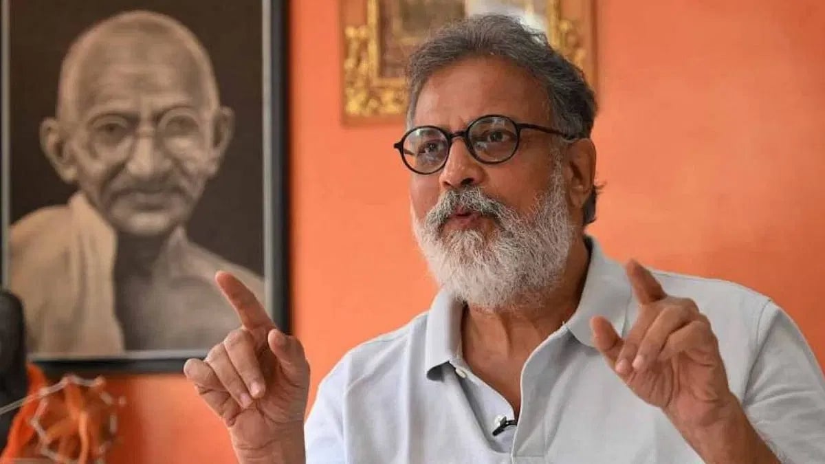 महात्मा गांधी के परपोते तुषार गांधी को 'भारत छोड़ो आंदोलन' की बरसी पर मुंबई में हिरासत में लिया गया