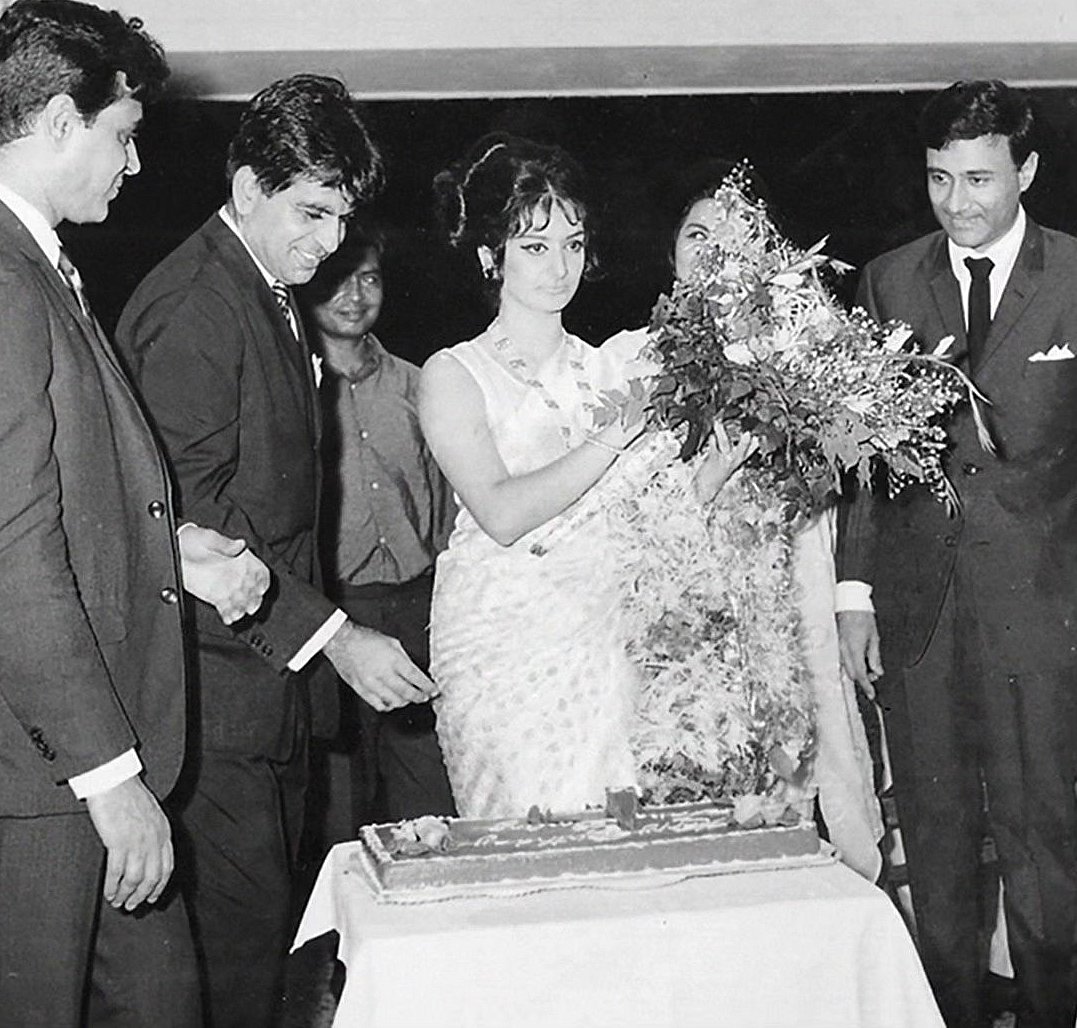 Saira Banu Birthday: सायरा बानो ने फैंंस को बताया दिलीप कुमार ने उन्‍हें कैसे किया प्रपोज, अपने जन्मदिन पर लिखा नोट 