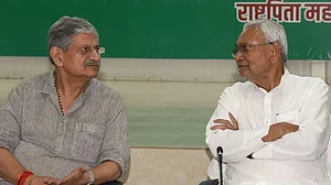 वक्फ विधेयक का असर: जेडीयू से जुड़े लोगों का इस्तीफा जारी, अब तक कई नेताओं ने पार्टी को कहा अलविदा