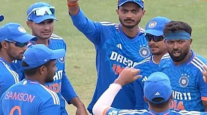 खेल: आयरलैंड दौरे पर ये होंगे टीम इंडिया के हेड कोच और एशिया कप में गूंजेगी भारत-पाक के इन कमेंटेटरों की आवाज