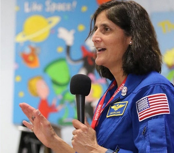 चंद्रयान-3 टचडाउन के लिए पूरी तरह तैयार, सुनीता विलियम्स बोलीं- शुभकामनाएं, हम आपके लिए चीयर कर रहे हैं