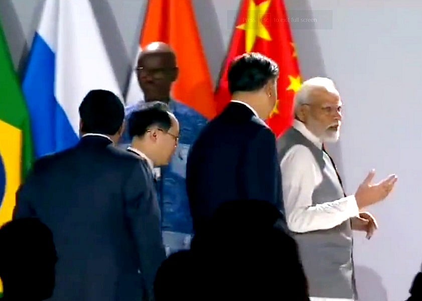 ब्रिक्स शिखर सम्मेलन में मोदी-जिनपिंग बात करते आए नजर, क्या टूटेगा भारत-चीन के बीच जारी गतिरोध