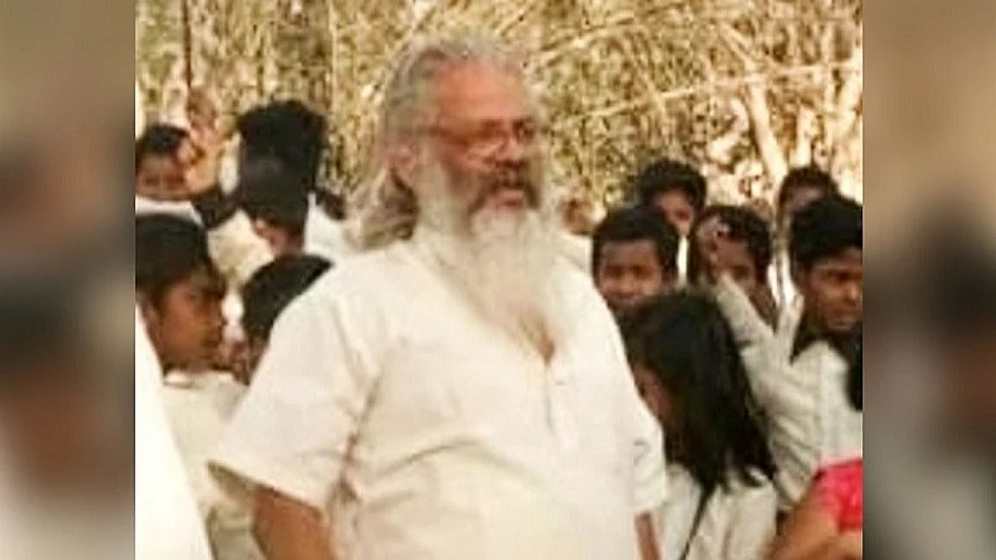 बिहार में माओवादियों का टॉप लीडर प्रमोद मिश्र गिरफ्तार
