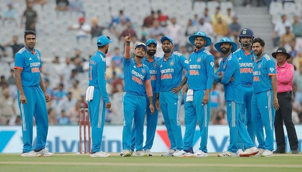 IND vs AUS 2nd ODI: आज जीत के साथ सीरीज पर कब्जा करने उतरेगा भारत, जानें हेड टू हेड रिकार्ड्स    