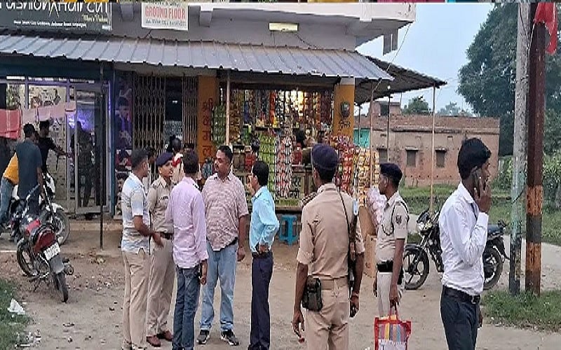 बिहार में संदिग्ध तरीके से प्रशिक्षण दे रहे केंद्र पर पुलिस ने मारा छापा, कई लोग हिरासत में, पूछताछ जारी