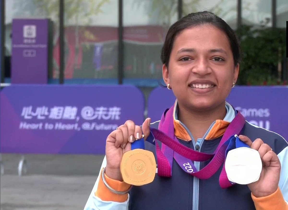 Asian Games: गोल्ड और रजत पदक जीतने के बाद सिफ्त कौर ने कहा- ये हमारे लिए गर्व का क्षण है