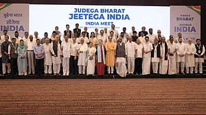 राम पुनियानी का लेखः ‘इंडिया’ से BJP-RSS में भारी बेचैनी, इस्तेमाल रोकने के लिए झोंकी ताकत