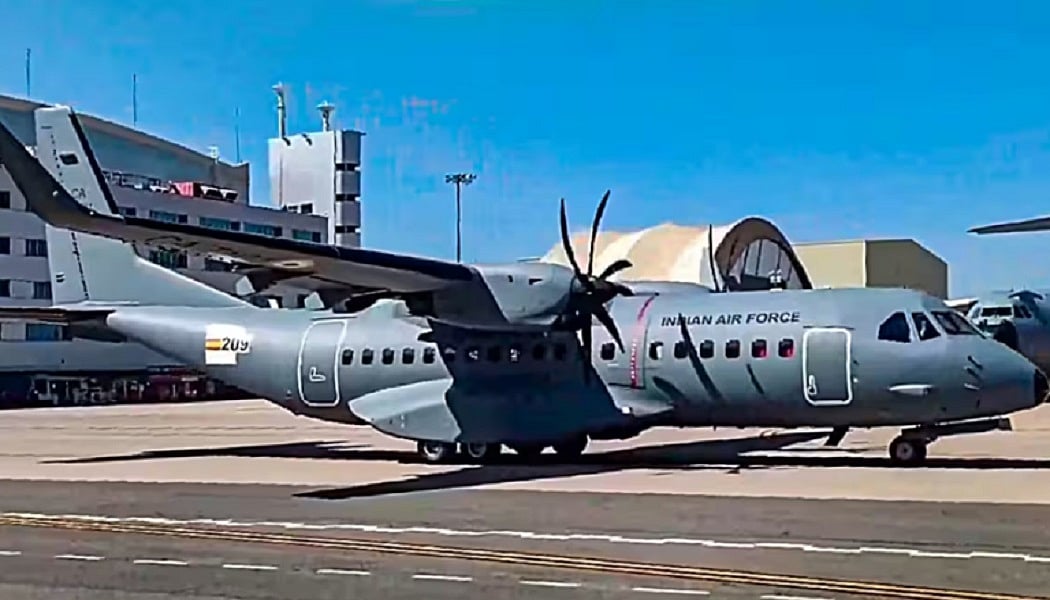 भारत पहुंचा पहला C-295 परिवहन विमान, वडोदरा के वायु सेना स्टेशन पर उतरा, जानें खासियत?  