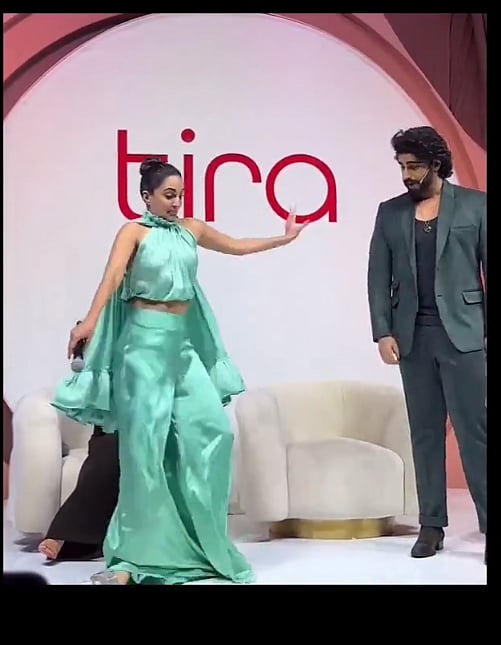 सिनेजीवन: 'ड्रीम गर्ल 2' जल्द 100 करोड़ क्लब में होगी शामिल! और फुकरे 3 से जुगाड़ू बॉयज-भोली पंजाबन का कैरेक्टर पोस्टर जारी