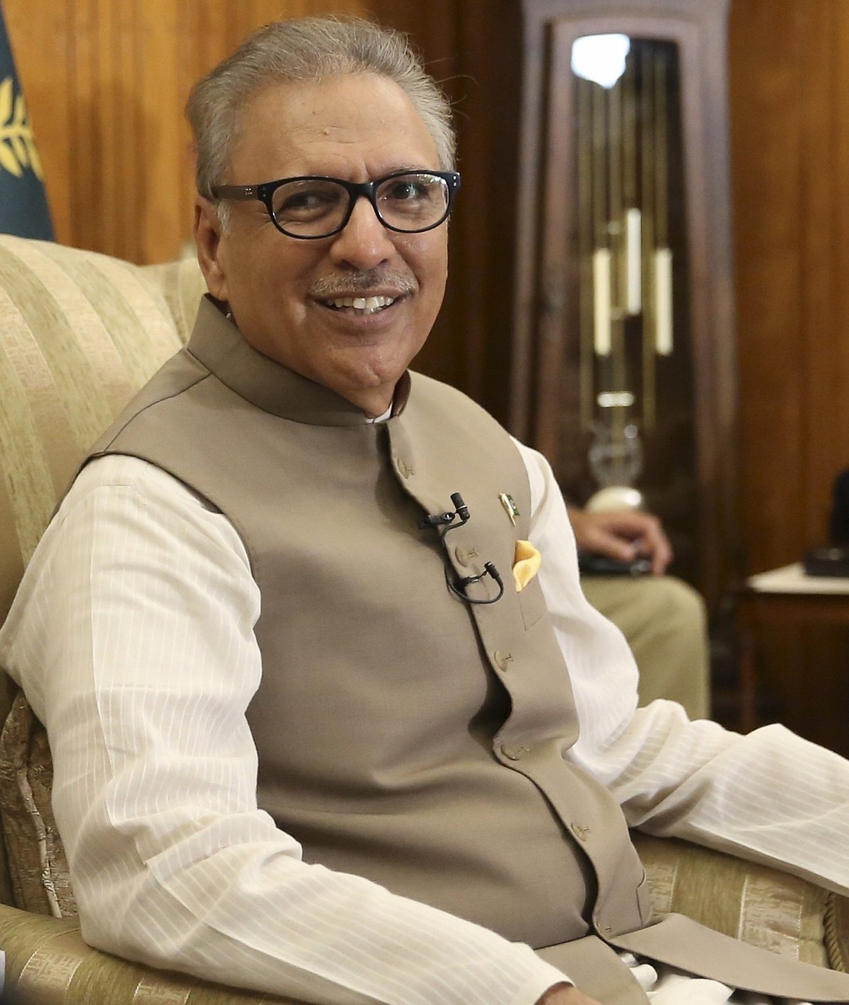 पाक राष्ट्रपति आरिफ अल्वी भारी दबाव में, पद छोड़ने से पहले चुनाव की तारीखों की करनी होगी घोषणा?