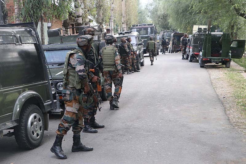 जम्मू-कश्मीरः कर्नल, मेजर, डीएसपी की शहादत का मुंहतोड़ जवाब, कोकेरनाग में घिरे आतंकी, 100 घंटे से मुठभेड़ जारी