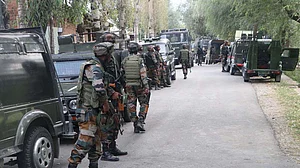 जम्मू-कश्मीरः कर्नल, मेजर, डीएसपी की शहादत का मुंहतोड़ जवाब, कोकेरनाग में घिरे आतंकी, 100 घंटे से मुठभेड़ जारी
