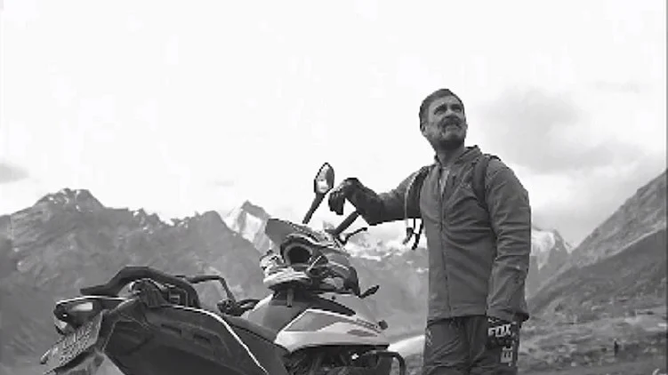 राहुल गांधी ने शेयर किया बाइक से लद्दाख यात्रा का अनुभव
