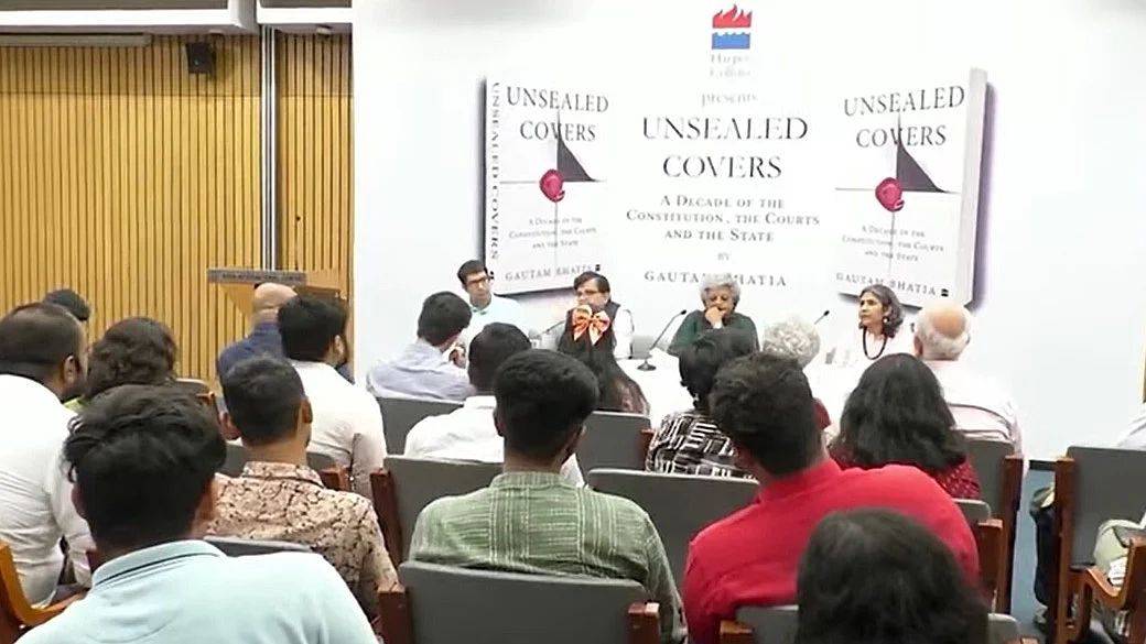 गुरुवार को दिल्ली में वरिष्ठ वकील गौतम भाटिया की किताब का विमोचन हुआ