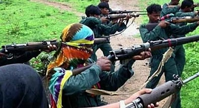 झारखंड: चाईबासा में नक्सलियों ने किया आईईडी ब्लास्ट, एक जवान शहीद, कई घायल