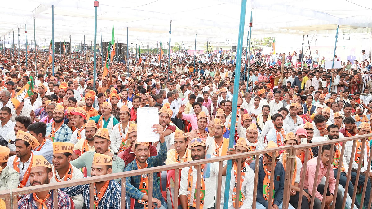 मध्य प्रदेश में भी BJP बांट रही गुजरात जैसी रेवड़ियां।