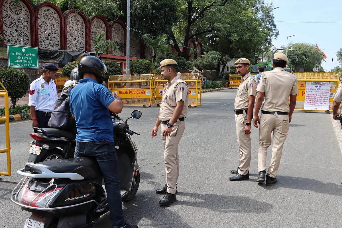 जी20 सम्मेलन: दिल्ली में विस्‍फोटक की अफवाह फैलाने वाला गिरफ्तार, पार्किंग विवाद में झूठा पोस्ट कर मचाया हड़कंप