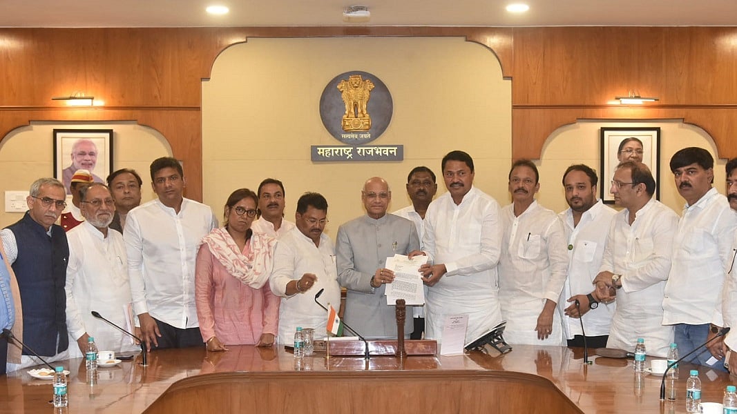 महाराष्ट्र के अस्पतालों में मौतों के खिलाफ गवर्नर से मिली कांग्रेस, मंत्री को हटाने, पूर्व जज से जांच की मांग