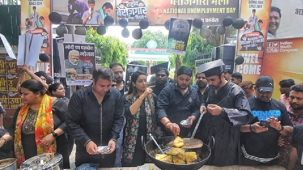 ‘पकौड़ा अर्थव्यवस्था’ और आत्मनिर्भरता की असली तस्वीर