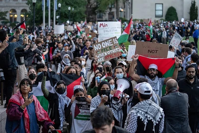 Israel-Hamas War: इजरायल और गाजा युद्ध का तनाव अमेरिकी कॉलेज परिसरों में फैला, तीखी बहस छिड़ी