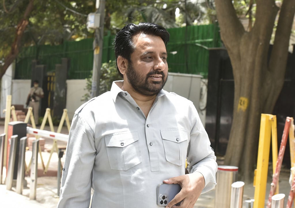 दिल्ली: AAP विधायक अमानतुल्लाह खान को राहत, राऊज एवेन्यू कोर्ट ने दी अग्रिम जमानत