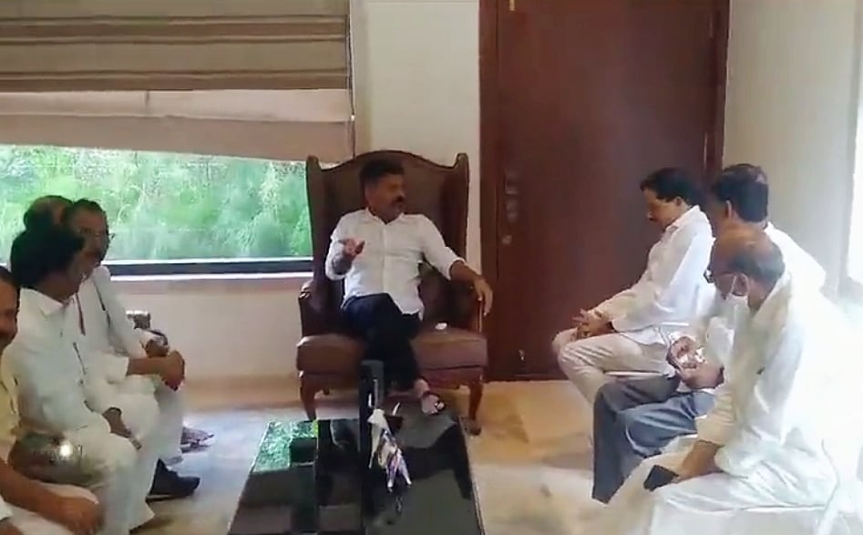 तेलंगाना चुनाव से पहले KCR को फिर झटका, BRS के एक और बड़े नेता ने दिया इस्तीफा, कांग्रेस में होंगे शामिल
