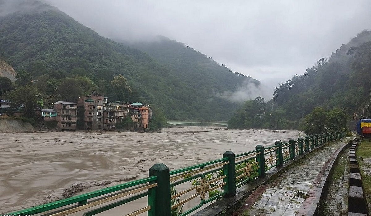 सिक्किम में बादल फटने से तबाही, सेना के 23 जवान लापता, तलाशी अभियान जारी
