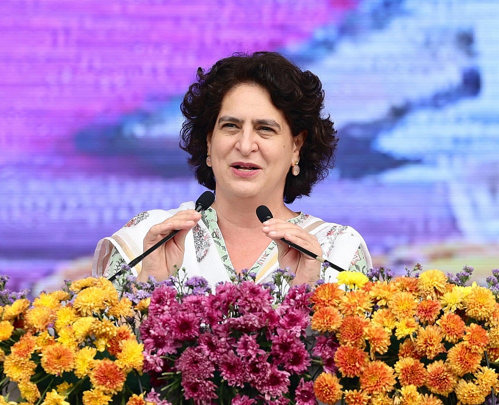कुश्ती संघ को नहीं किया गया है भंग, झूठी खबर फैला रही BJP सरकार: प्रियंका गांधी