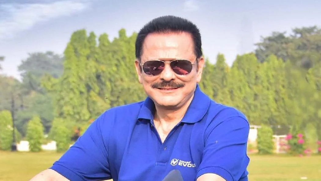 सुब्रत रॉय का पार्थिव शरीर लखनऊ पहुंचा, दर्शन के लिए सहारा शहर में रखा गया, कल होगा अंतिम संस्कार