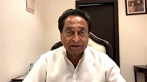 SIR: कमलनाथ का BJP सरकार पर निशाना, बोले- इनकी मंशा एसआईआर के जरिए सरकारी सुविधाएं बंद करने की है