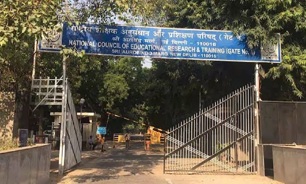 स्कूली किताबों में शामिल होंगे रामायण और महाभारत पर चैप्टर, NCERT की उच्च स्तरीय पैनल ने की सिफारिश