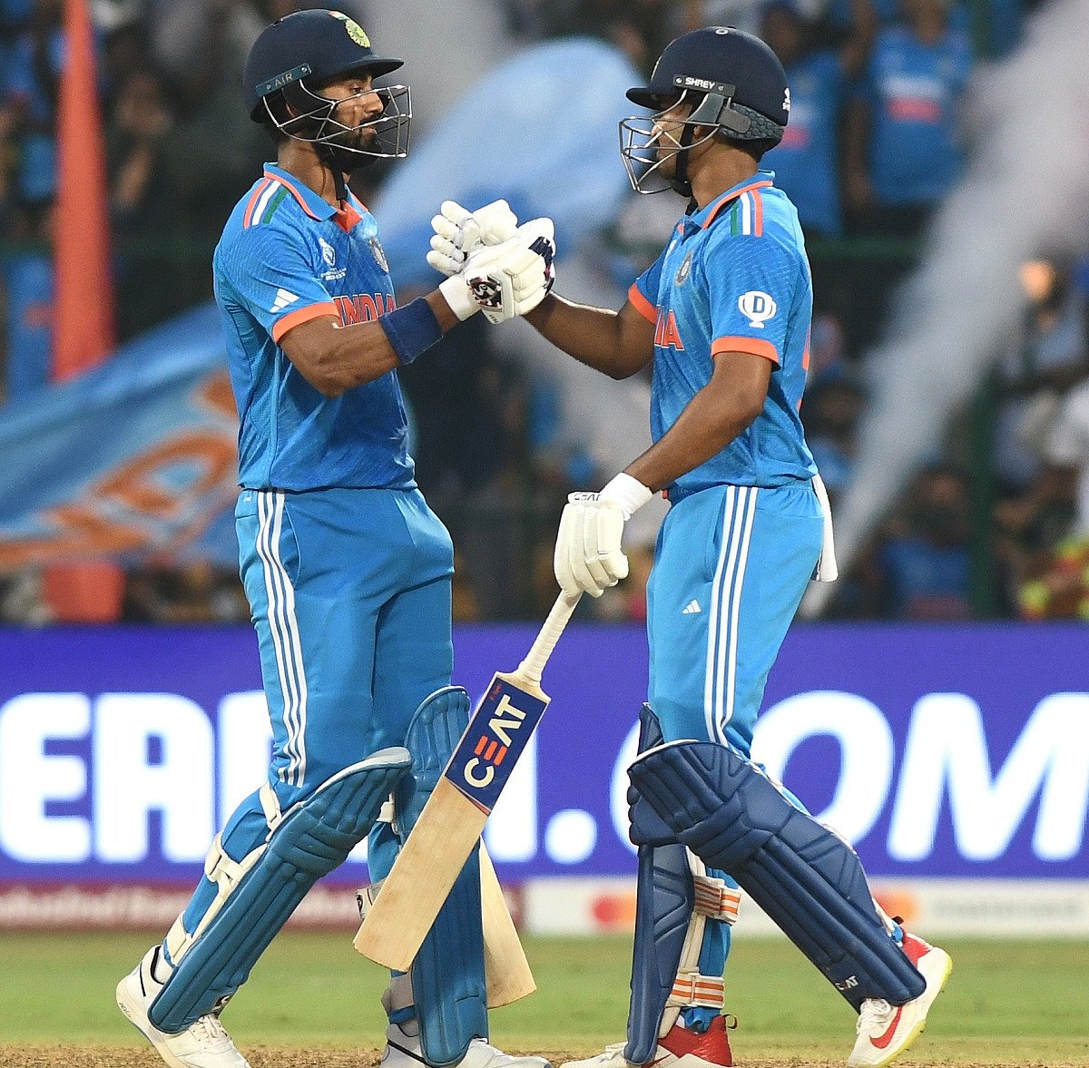 Champions Trophy 2025: टीम इंडिया ने न्यूजीलैंड को दिया 250 रन का लक्ष्य, श्रेयस और पंड्या की शानदार बल्लेबाजी
